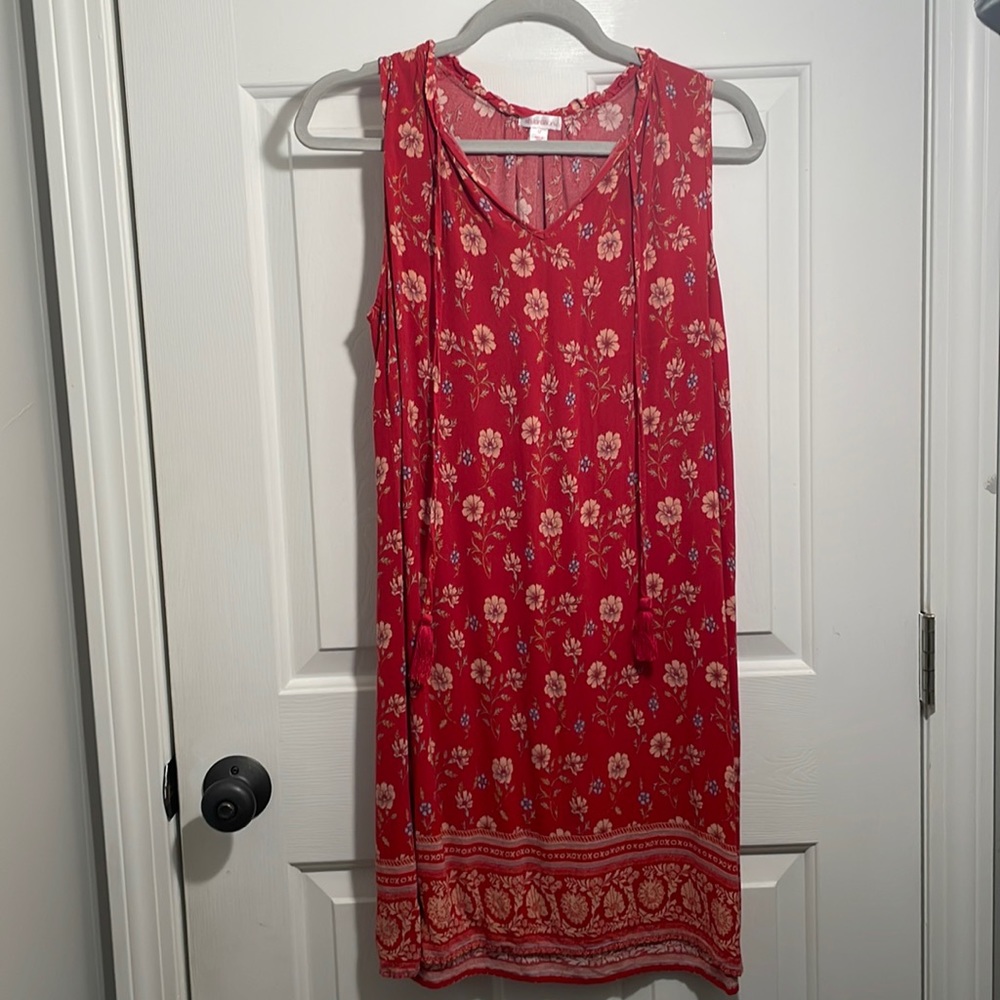 Xhiliration Medium Mid-Length Sleeveless Red Floral Patterned Dress